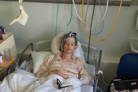 Celebrity Big Brother star Lauren Harries discharged from hospital in time for Christmas after..