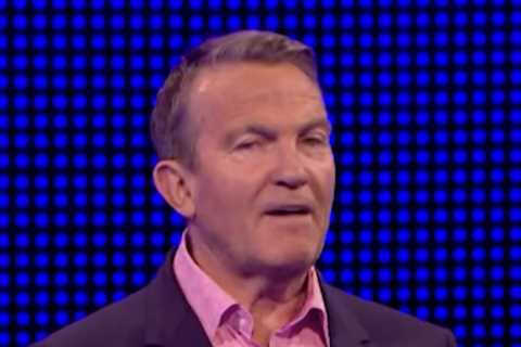 Bradley Walsh stuns viewers of The Chase as he reveals struggles with health condition mid-show
