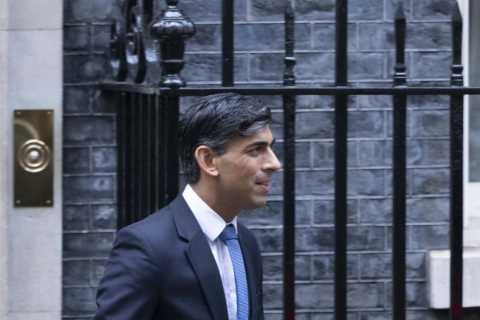 Rishi Sunak accused of plunging Tories into chaotic civil war during final PMQs of the year