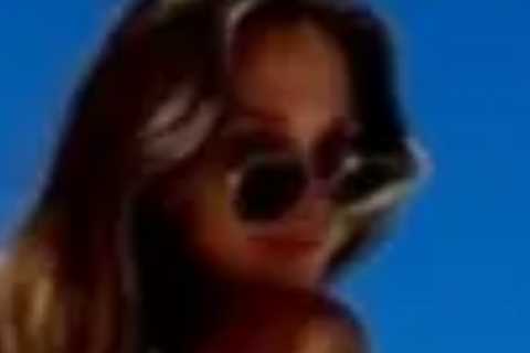 Love Island Star Jessie Wynter Turns up the Heat on Aussie Holiday