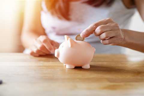 Thousands of Brits Can Apply for Vouchers Worth up to £220 for Christmas Budgets