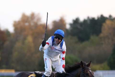 Battle of the Legends: Sir Alex Ferguson and Harry Redknapp Face Off in £100k Cheltenham Race..
