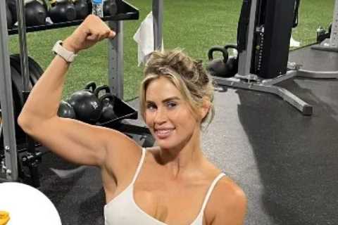 Golf Beauty Karin Hart Shows Off Sweaty Gym Session in Latest Instagram Story