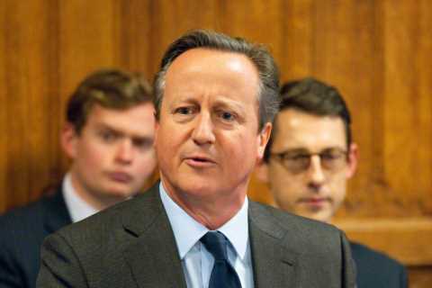 Former UK PM Calls for Frozen Russian Assets to Rebuild Ukraine