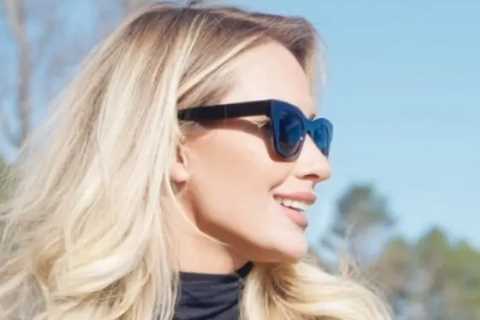 Paige Spiranac stuns fans with see-through turtleneck, creating a new category of golf chic