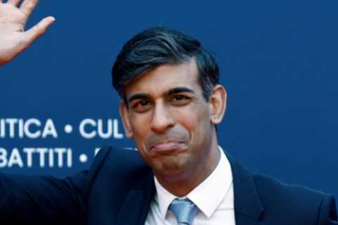 UK PM Rishi Sunak warns failure to tackle illegal immigration will destroy British democracy