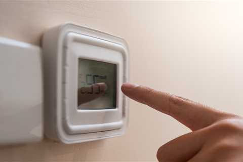 Warning for Homeowners: Avoid Costly Traps When Leaving Home Empty Over Christmas