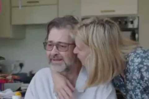 Kate Garraway ‘willing Derek on’ in bedside vigil after Covid-stricken husband suffers heart attack ..