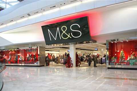 Savvy Shoppers Rave About M&S' New Sticky Toffee Pudding Trifle