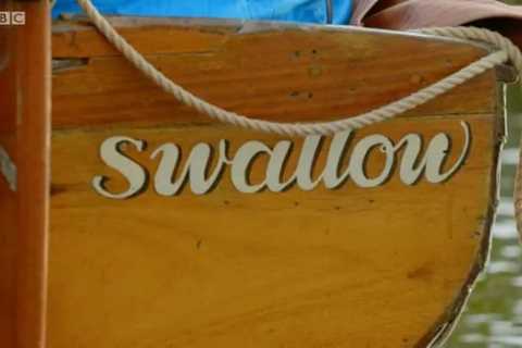 Antiques Roadshow Expert Overwhelmed as Valuation of Swallows and Amazons Boat Revealed
