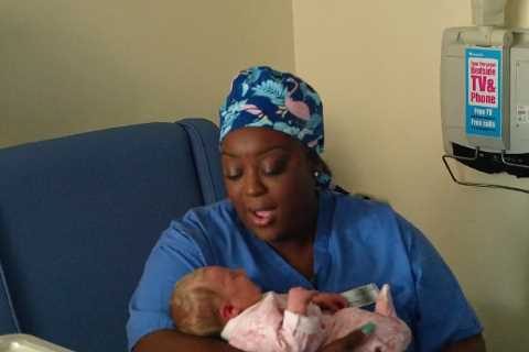 Judi Love breaks down in tears on Loose Women as she works with midwives and welcomes baby into..