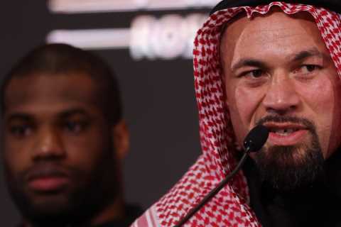 Joseph Parker Furious at 'Stupid Question' in Deontay Wilder Press Conference... and Fans Agree