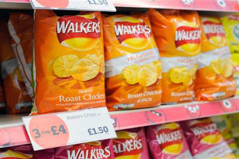Walkers discontinues beloved crisp flavour, leaving shoppers disappointed
