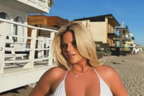 Boxing Ring Girl Apollonia Llewellyn Stuns in Tiny White Bikini as Fans Call Her 'Blonde Bombshell'