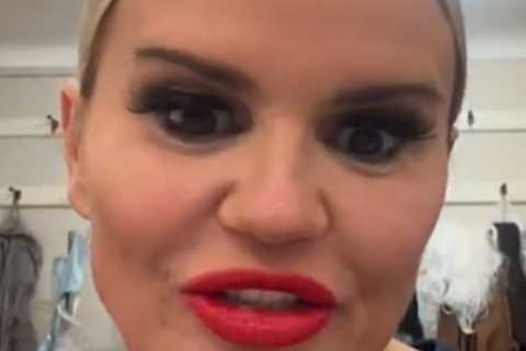Kerry Katona Claps Back at Mum-Shamers