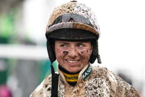 Bryony Frost and Frodon Aim for Repeat Victory at Kempton's King George VI Chase