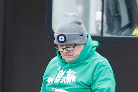 EastEnders' Steve McFadden takes a break from panto in Luton