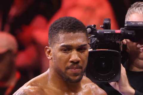 Anthony Joshua to Attend Fury vs Usyk Fight as He Plans Next Big Bout