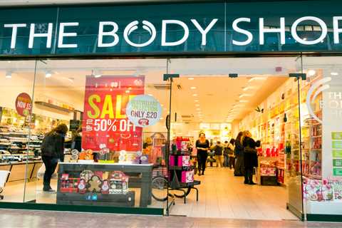 Shoppers Flock to The Body Shop for £1 Makeup and Fragrances in Boxing Day Sales