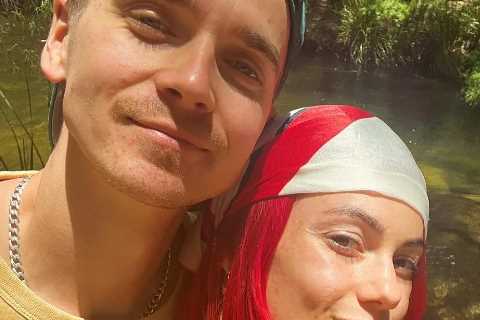 Strictly’s Dianne Buswell stuns fans with beach photo