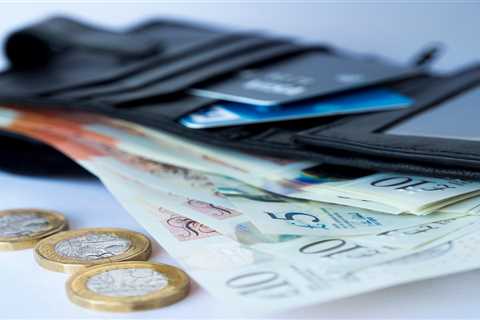 Save Money in the New Year: 7 Quick Jobs That Can Help You Pocket Over £4,000