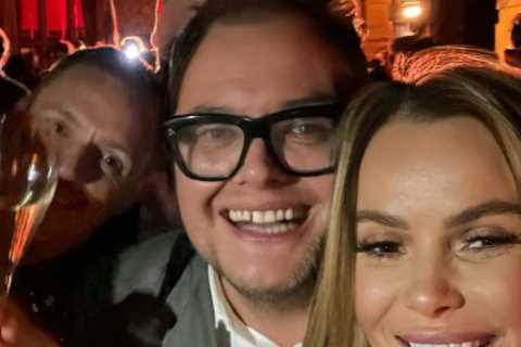 Amanda Holden Celebrates New Year with Alan Carr and Daughter Lexi at Glamorous Event