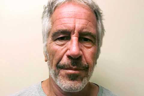 Ghislaine Maxwell to Use Unsealed Epstein Documents to Defend Herself, Claims Prince Andrew's Cousin