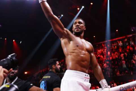 Anthony Joshua Leaks Date for Showdown with Francis Ngannou