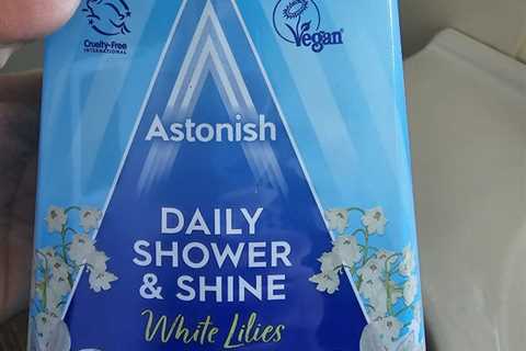 UK Home Cleaner Discovers Shower Cleaning Product That Really Works