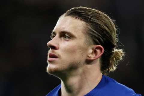 Chelsea at Contract Crossroads with Conor Gallagher: To Sell or Extend?