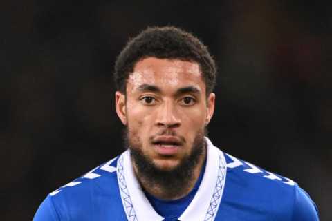 Premier League Star Rebuked for Taking Short Flight to Training, Fans React