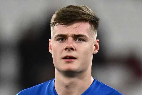 Chelsea Eyeing Evan Ferguson Transfer as Brighton Demands Record Fee