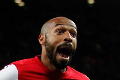 Top Ten Premier League Players of All Time: Who Made the Cut?