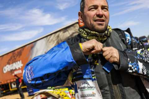 Spanish Motorcyclist Carles Falcon Dies After Horrific Crash in Dakar Rally