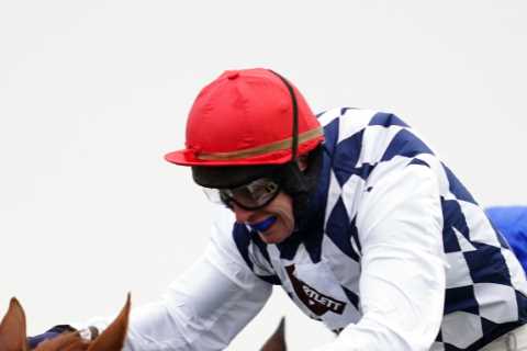 Exciting Chaser Banbridge a Must-Win Bet at 5-1 for the Ryanair, Says Templegate