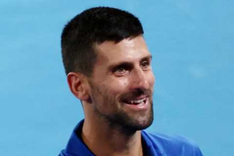 Novak Djokovic Calls Out 'Jerk' in Crowd During Australian Open Match