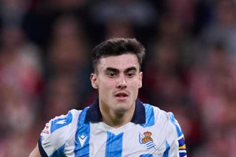 Arsenal and Tottenham Battle for Real Sociedad Winger Ander Barrenetxea
