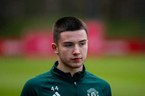 Manchester United Set to Loan Dan Gore to League One Clubs