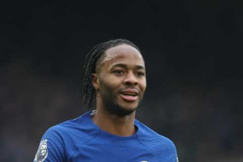 Raheem Sterling's Semi-Final Struggles: Can He Deliver for Chelsea in the Carabao Cup?