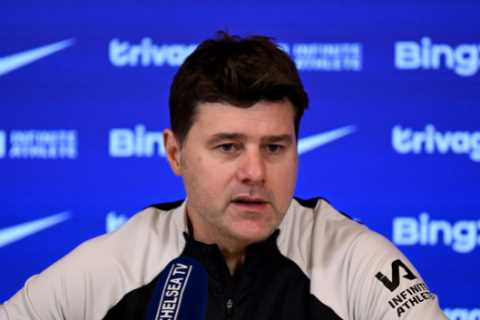 Mauricio Pochettino takes a swipe at former Chelsea chiefs as Stamford Bridge compared to a..