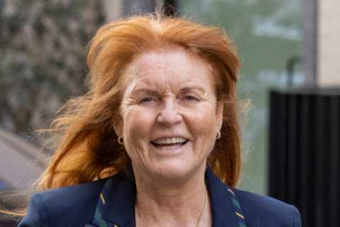 Sarah Ferguson leaves hospital with a smile after second cancer diagnosis