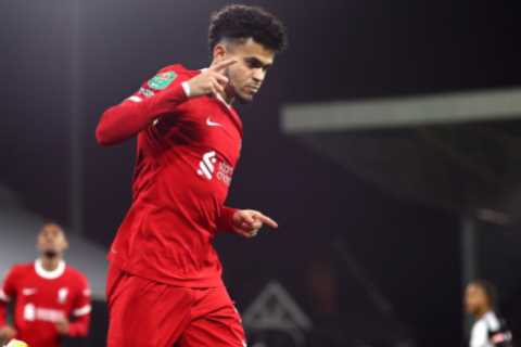 Liverpool Advances to Carabao Cup Final After Nervy Draw with Fulham