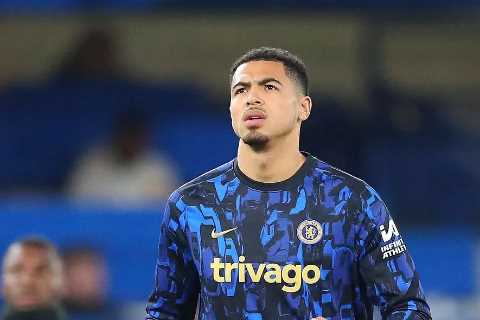 Chelsea forced into late reshuffle as Levi Colwill suffers injury in warm-up