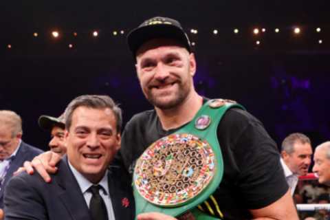 Anthony Joshua Could Challenge for Tyson Fury's WBC Title If He Beats Francis Ngannou