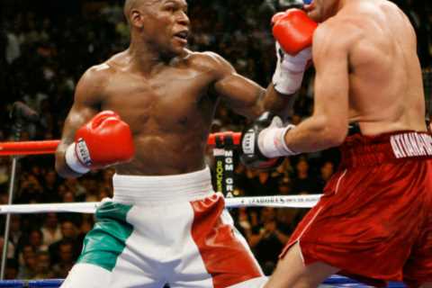 Oscar De La Hoya Reveals Fastest Fighter He's Ever Faced