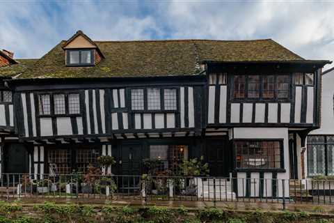 Famous artist's historic wonky home in Hastings up for sale