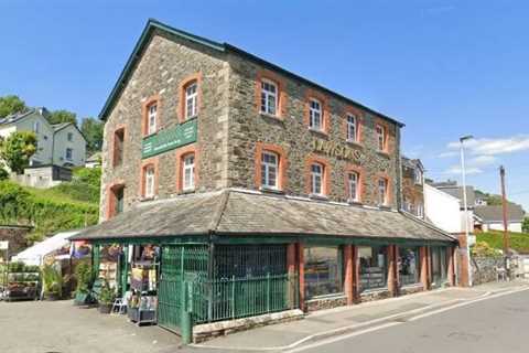 Century-Old Family-Run Store to be Sold to Highest Bidder