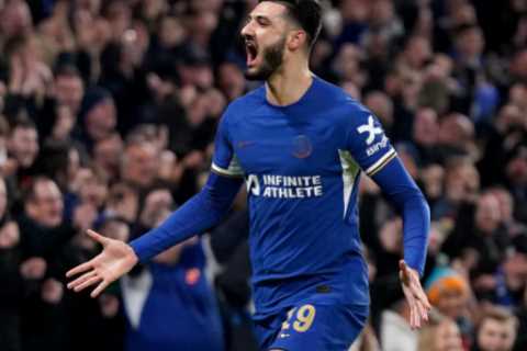 Chelsea Slash Asking Price for Armando Broja as Transfer Deadline Approaches