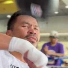 Manny Pacquiao Shows Off Speed in Boxing Comeback