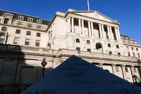 Bank of England Predicts Early Inflation Target Achievement